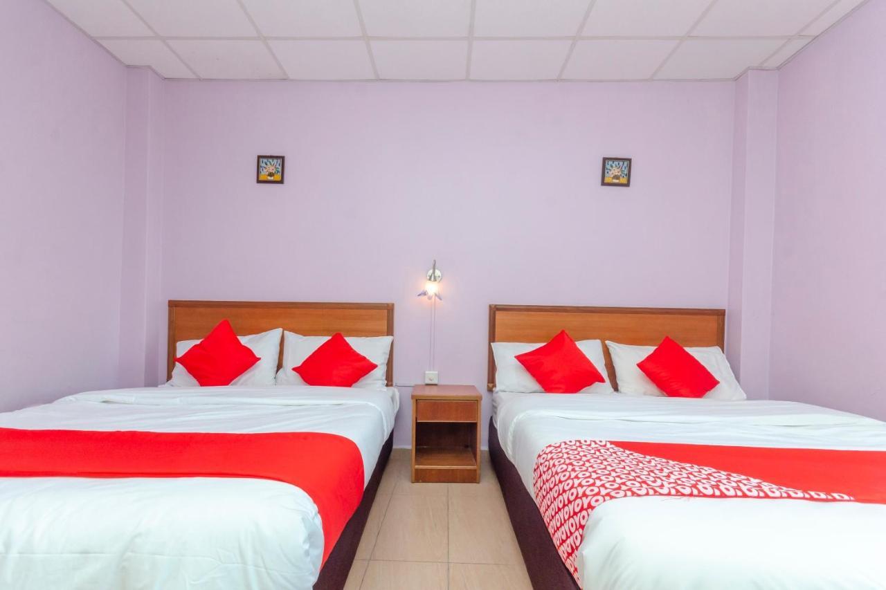 Oyo 702 D View Hotel Mersing Eksteriør billede