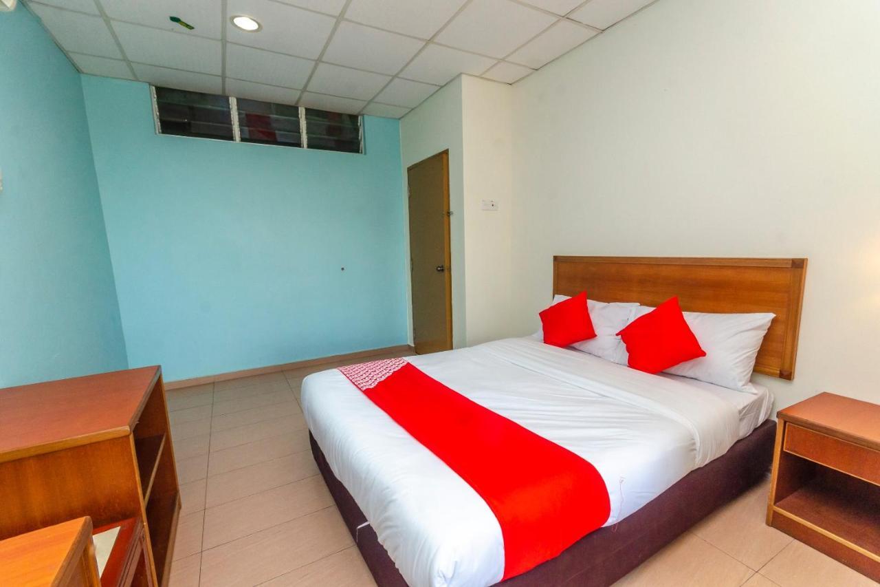 Oyo 702 D View Hotel Mersing Eksteriør billede