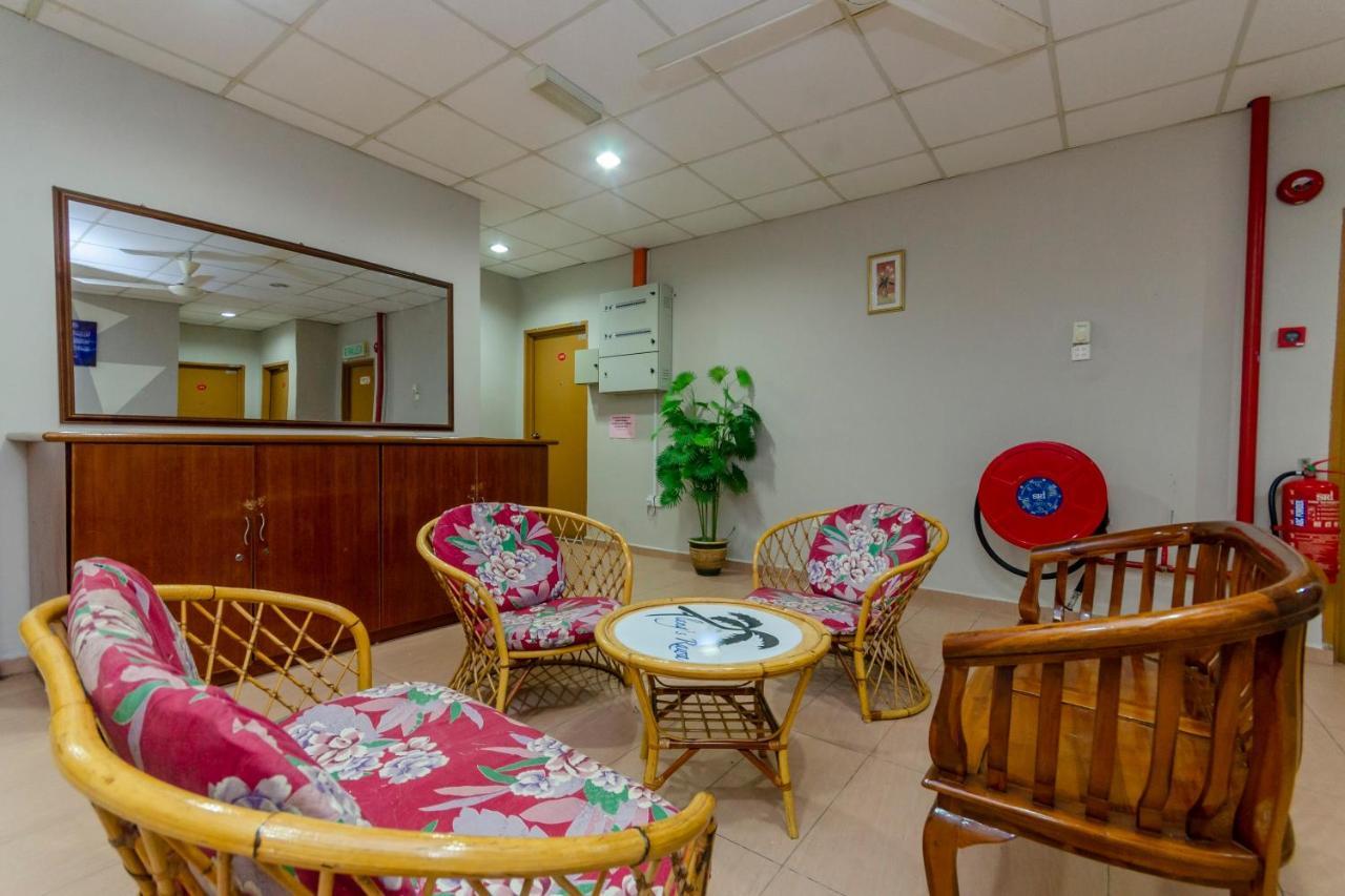 Oyo 702 D View Hotel Mersing Eksteriør billede