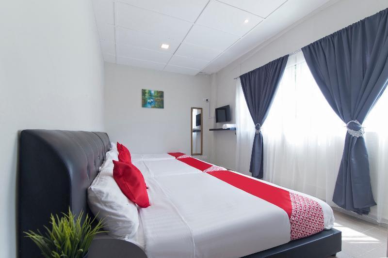 Oyo 702 D View Hotel Mersing Eksteriør billede