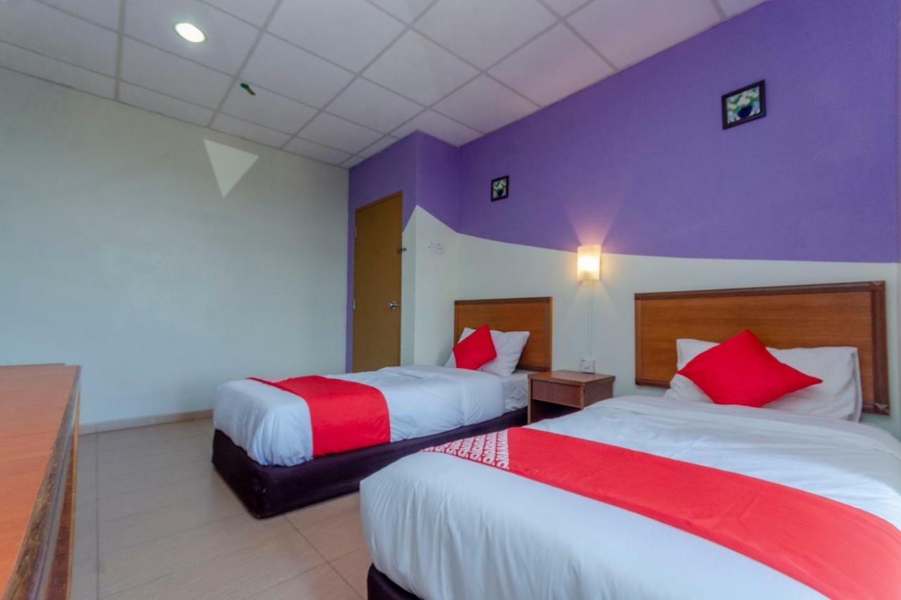 Oyo 702 D View Hotel Mersing Eksteriør billede