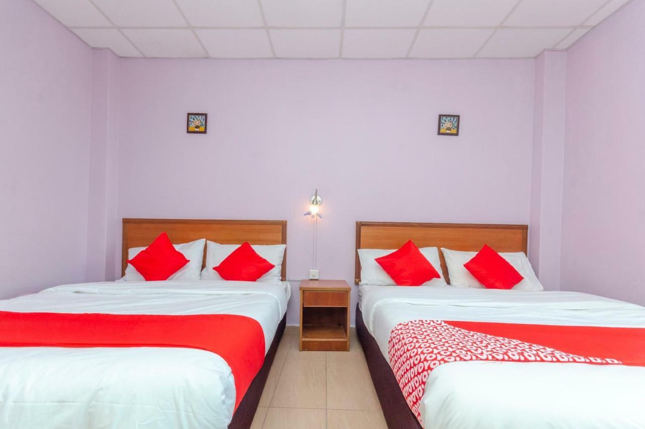 Oyo 702 D View Hotel Mersing Eksteriør billede