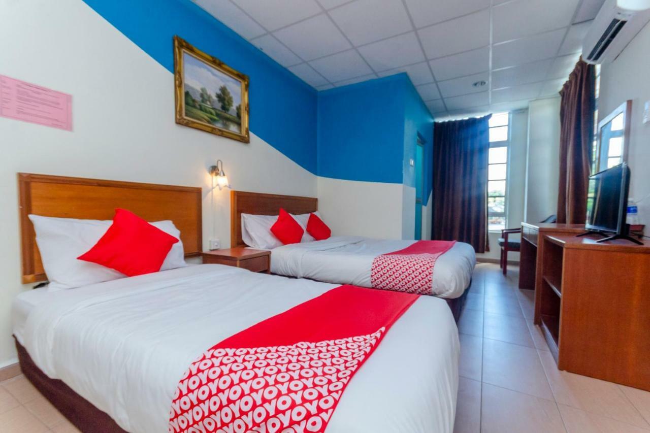Oyo 702 D View Hotel Mersing Eksteriør billede