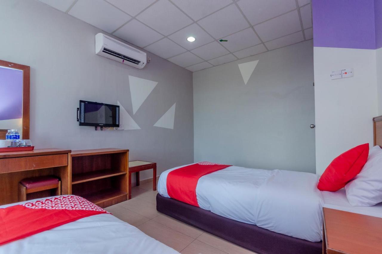 Oyo 702 D View Hotel Mersing Eksteriør billede