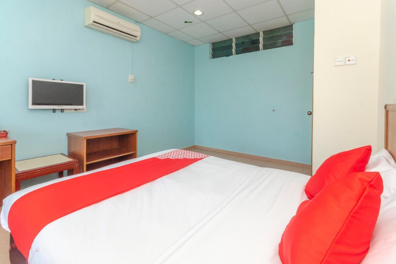 Oyo 702 D View Hotel Mersing Eksteriør billede
