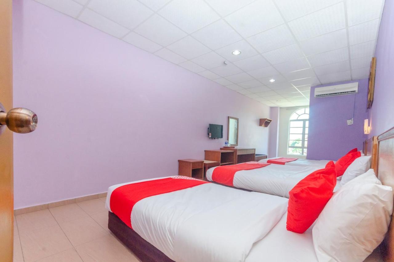 Oyo 702 D View Hotel Mersing Eksteriør billede