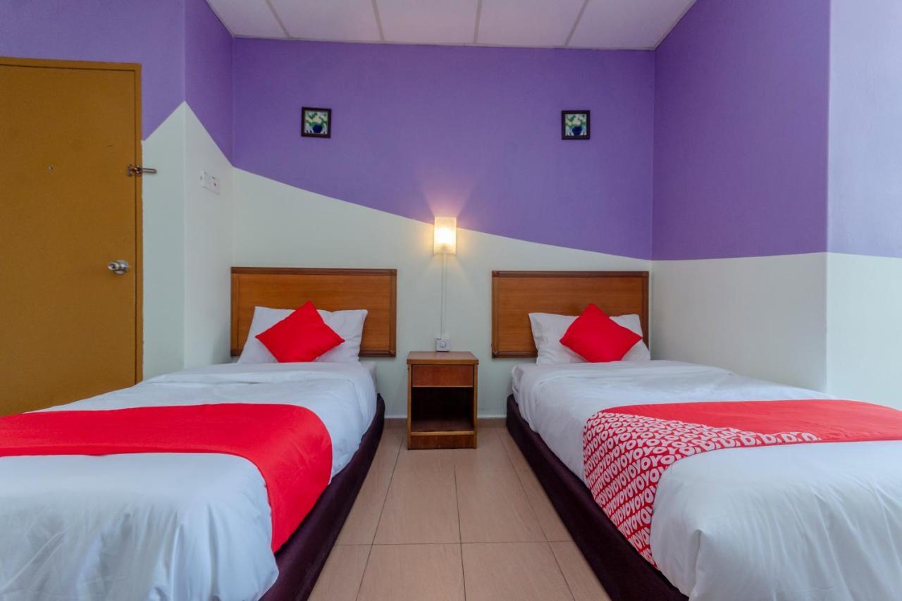 Oyo 702 D View Hotel Mersing Eksteriør billede